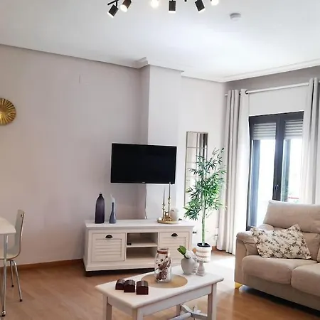 Castilla 30 Bis - Parking Publico Gratuito