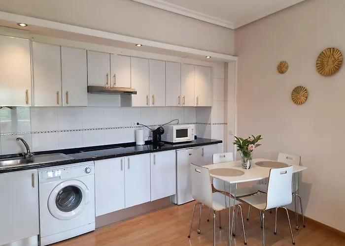 Castilla 30 Bis - Parking Publico Gratuito Appartement