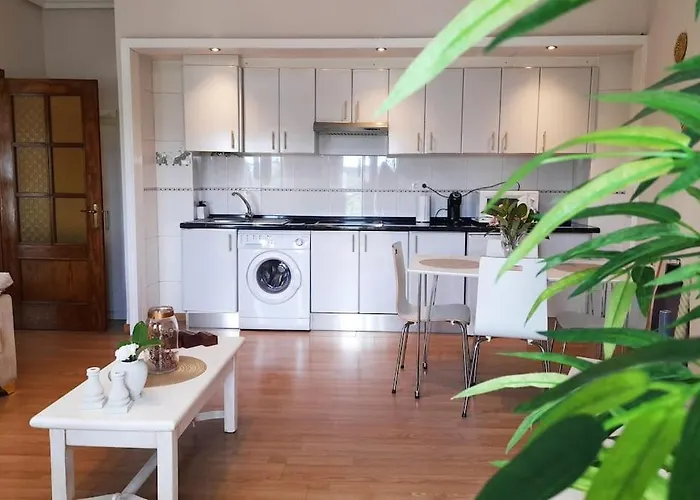 Castilla 30 Bis - Parking Publico Gratuito Appartement *